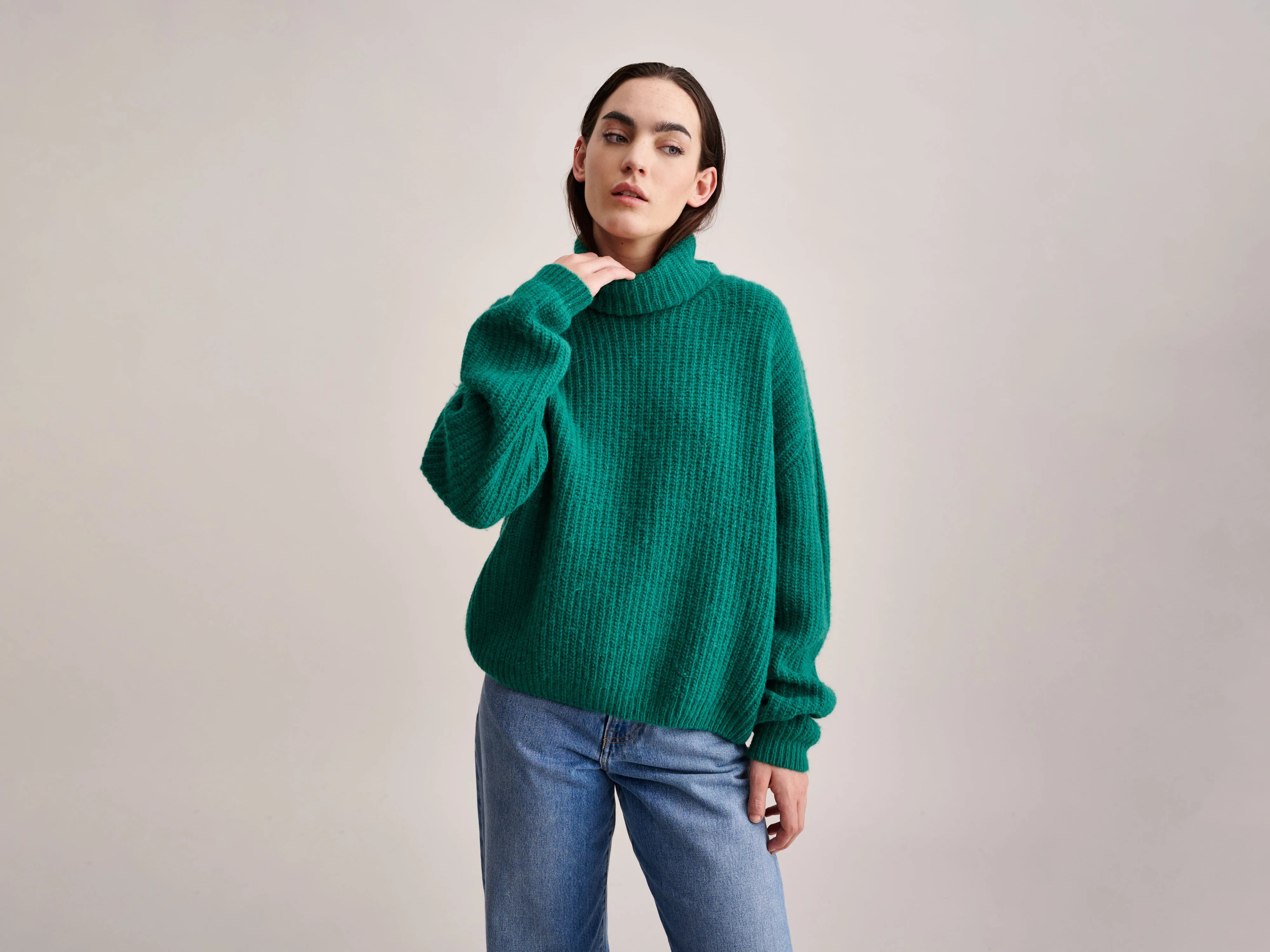 Garano Sweater (232 / W / AVENTURINE) Welt Pockets Slit Pockets Flap Pockets