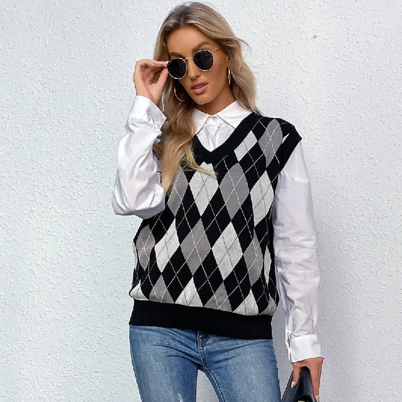IKEARLAX popular new autumn  women's clothing 2025 rhombus v-neck retro knitted sweater school vest vest Embroidered Appliqued Beaded
